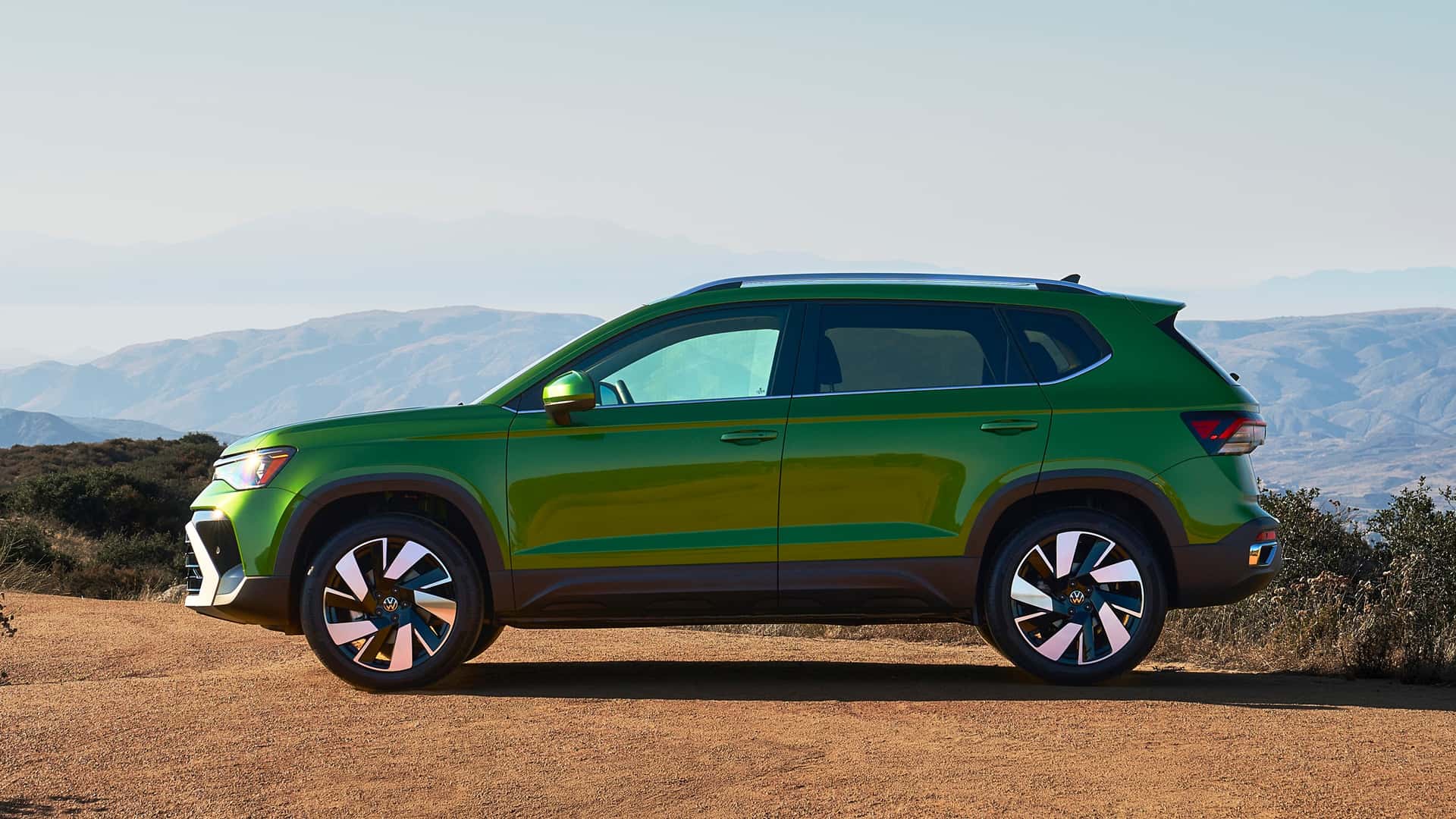 27275 2025 Volkswagen Taos (1),فولکس واگن تائوس ۲۰۲۵ با قیمت اولیه ۲۶۴۲۰ دلار عرضه می‌شود,اتوکالا Autokala